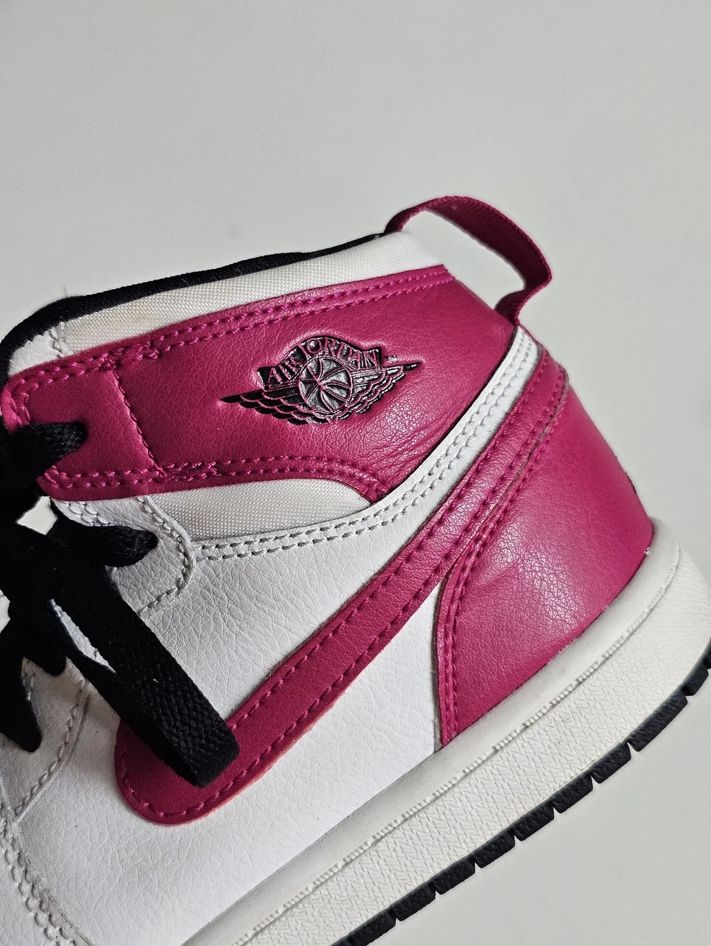 Air Jordan 1 Retro High GS White Sport Fuchsia Pink Black Youth 3Y - Picture 5 of 11